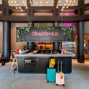Moxy Hotell